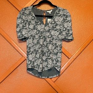 Lucky Brand top. Olive green with white flowers